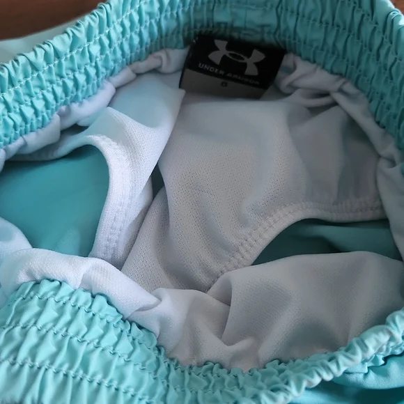 Under Armour, Swim Trunks with Liner, Boys Sz 5, 100% Polyester, Machine Washabl - Picture 6 of 7